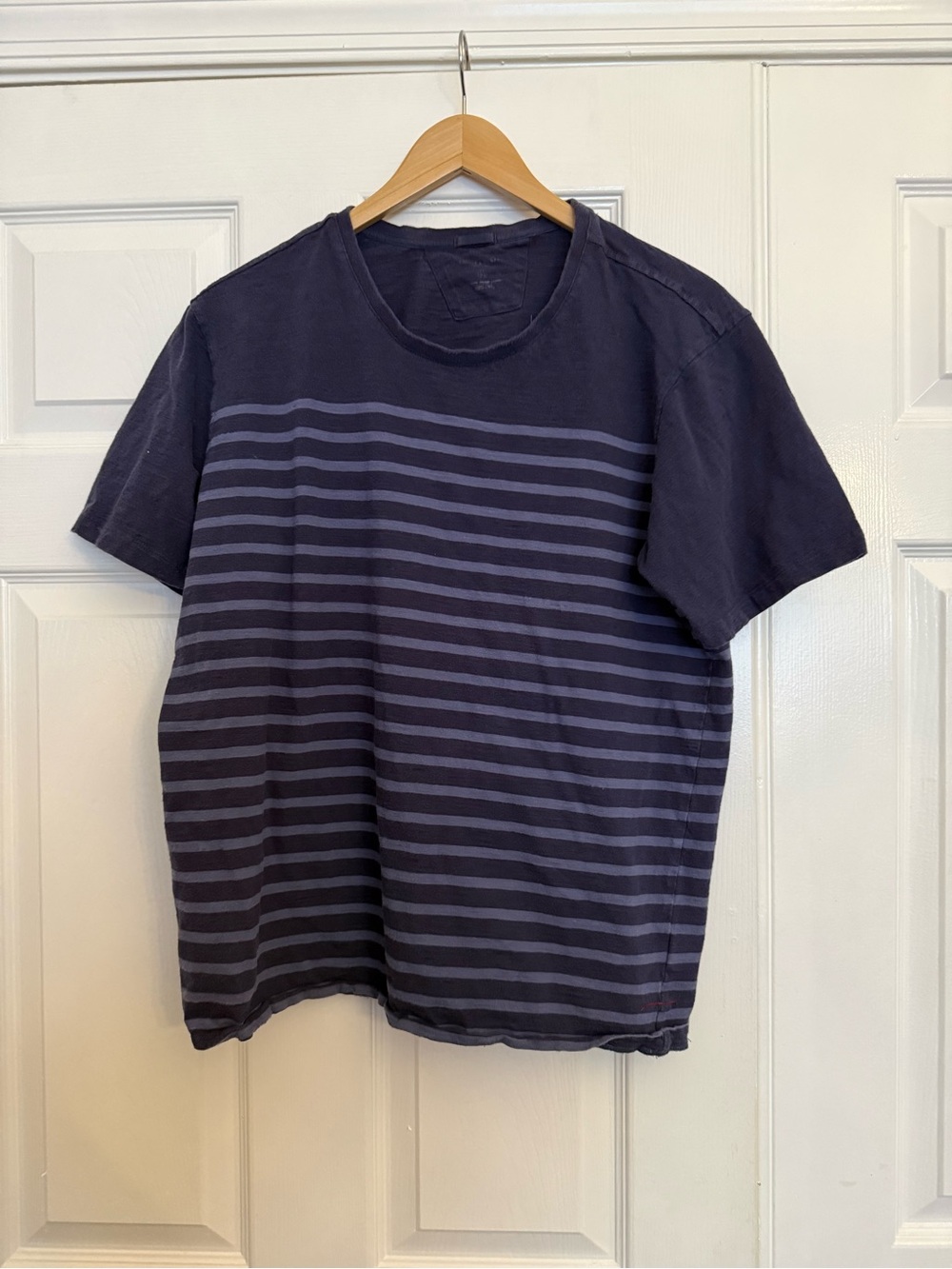 Men's Short-Sleeve Navy Striped Crew pajama shirt